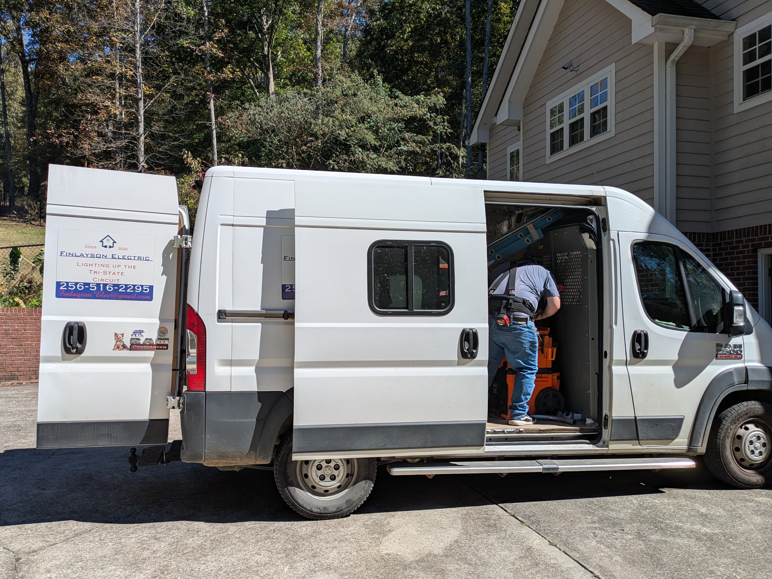 Kenny Finlayson - Licensed Electrician